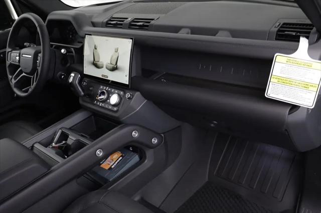 2026 Land Rover Defender P500 X-Dynamic SE