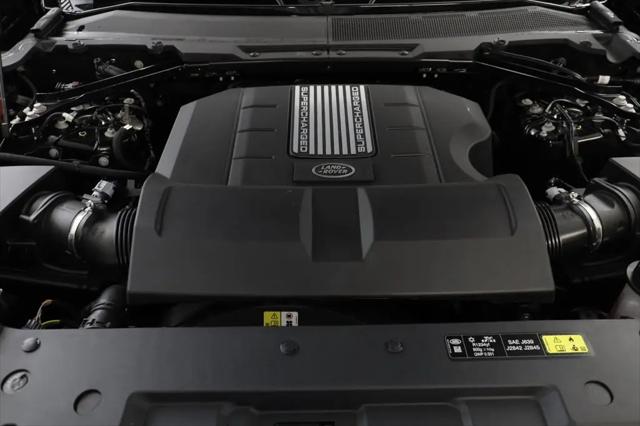 2026 Land Rover Defender P500 X-Dynamic SE