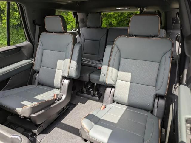 2026 GMC Yukon 4WD AT4