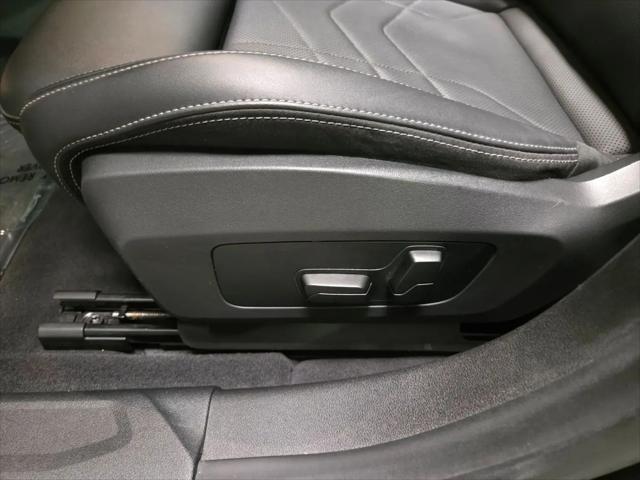 2025 BMW Coupe xDrive