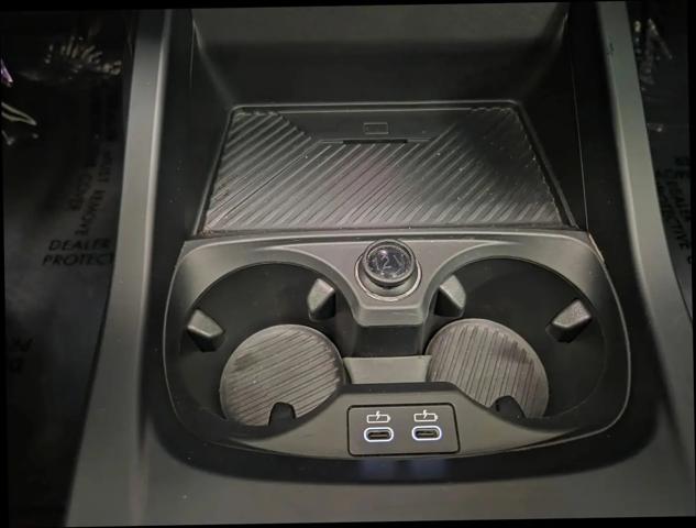 2025 BMW Coupe xDrive