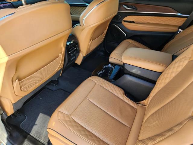 2025 Jeep Grand Cherokee L Summit 4x4