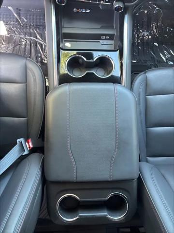2025 Chevrolet Suburban 4WD RST