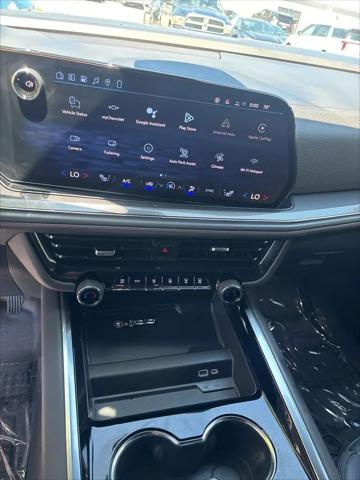 2025 Chevrolet Suburban 4WD RST