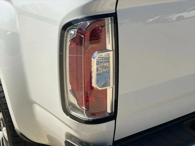 2021 GMC Canyon 4WD Crew Cab Short Box Denali