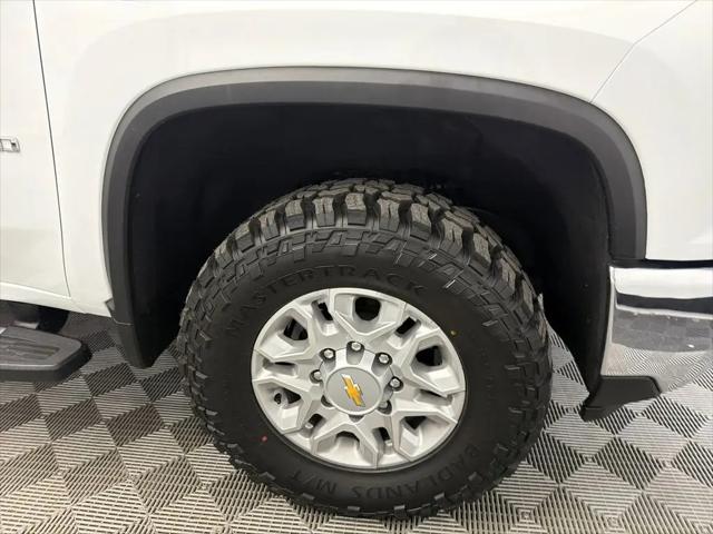 2024 Chevrolet Silverado 2500HD 4WD Crew Cab Standard Bed LT