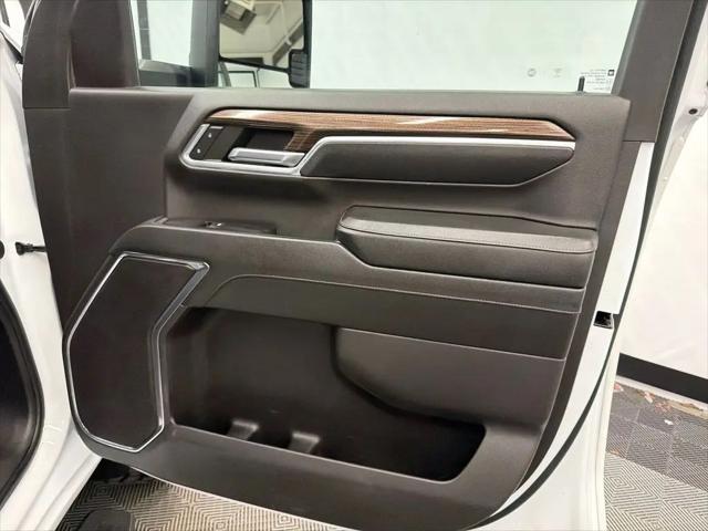 2024 Chevrolet Silverado 2500HD 4WD Crew Cab Standard Bed LT
