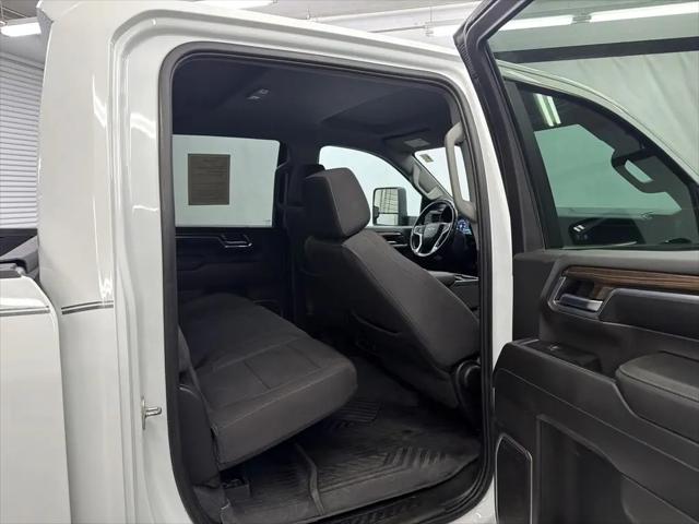 2024 Chevrolet Silverado 2500HD 4WD Crew Cab Standard Bed LT