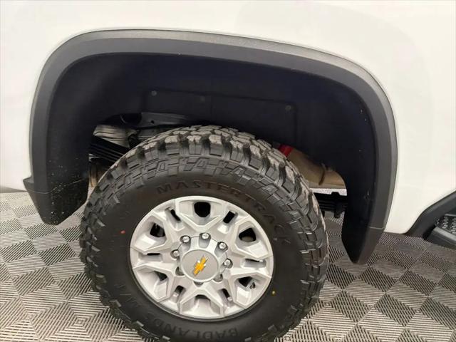 2024 Chevrolet Silverado 2500HD 4WD Crew Cab Standard Bed LT