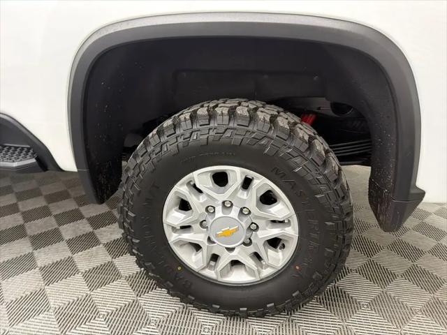 2024 Chevrolet Silverado 2500HD 4WD Crew Cab Standard Bed LT
