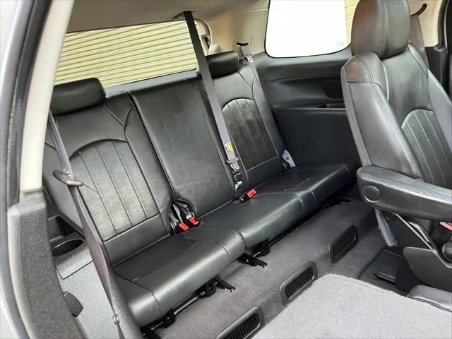 2011 GMC Acadia Denali