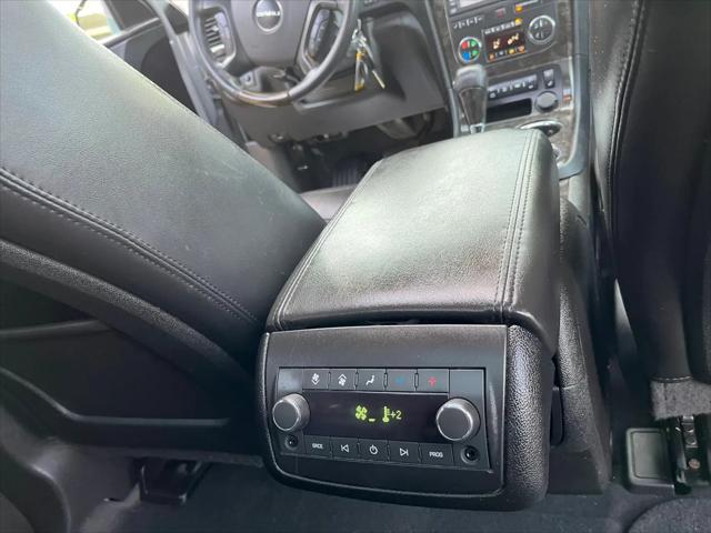 2011 GMC Acadia Denali