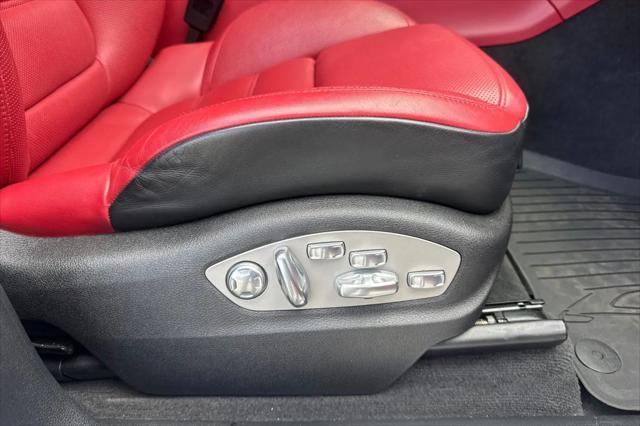 2021 Porsche Macan Turbo