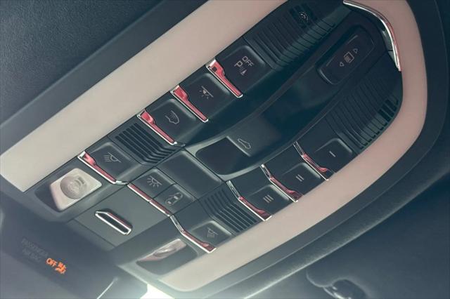 2021 Porsche Macan Turbo