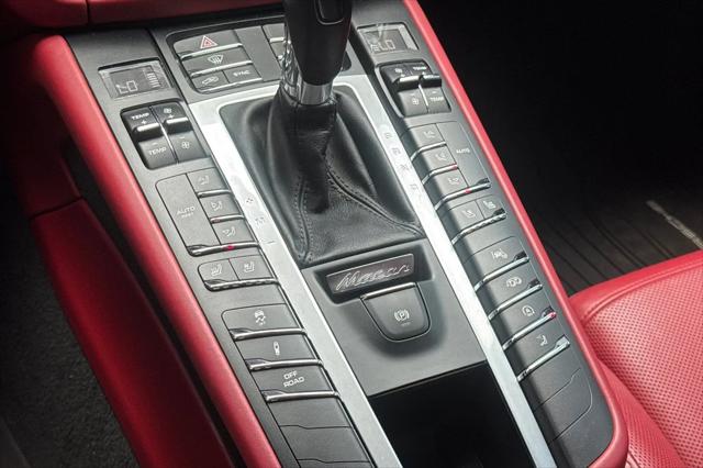 2021 Porsche Macan Turbo
