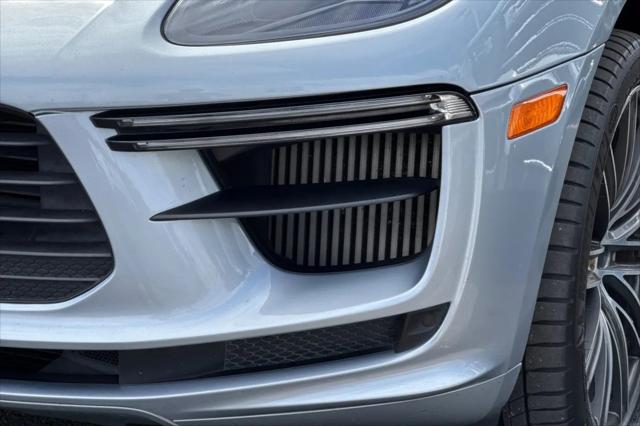 2021 Porsche Macan Turbo