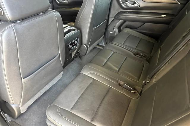 2023 Chevrolet Suburban 4WD LT