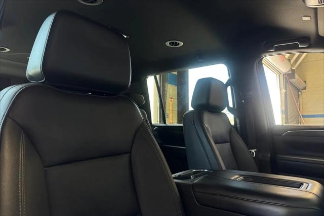 2023 Chevrolet Suburban 4WD LT