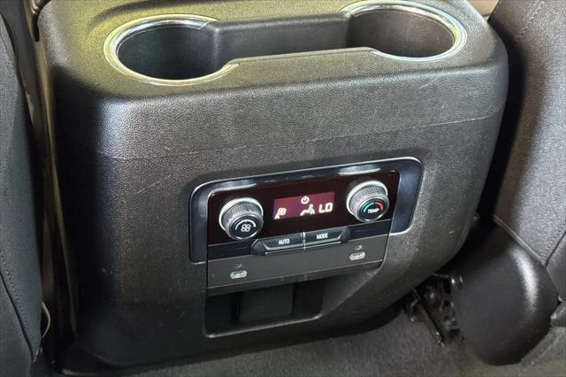 2023 Chevrolet Suburban 4WD LT