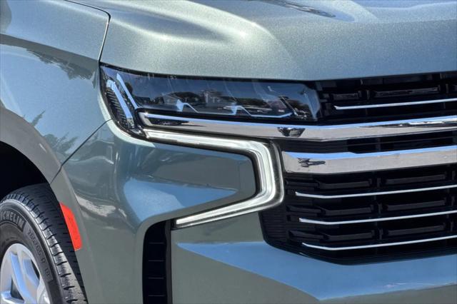 2023 Chevrolet Suburban 4WD LT