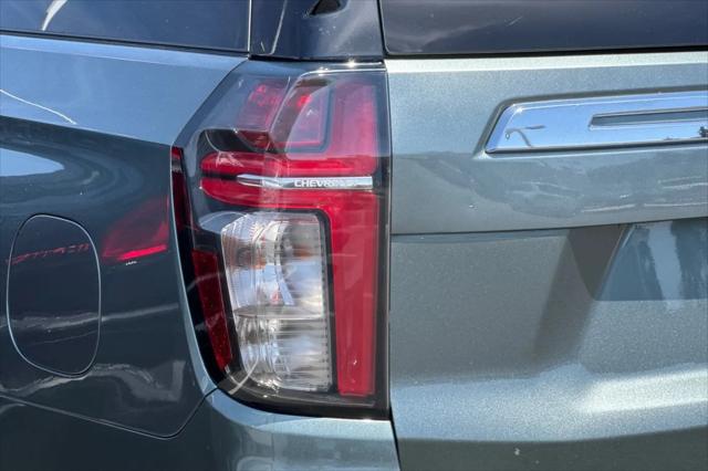 2023 Chevrolet Suburban 4WD LT