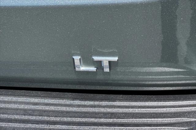 2023 Chevrolet Suburban 4WD LT