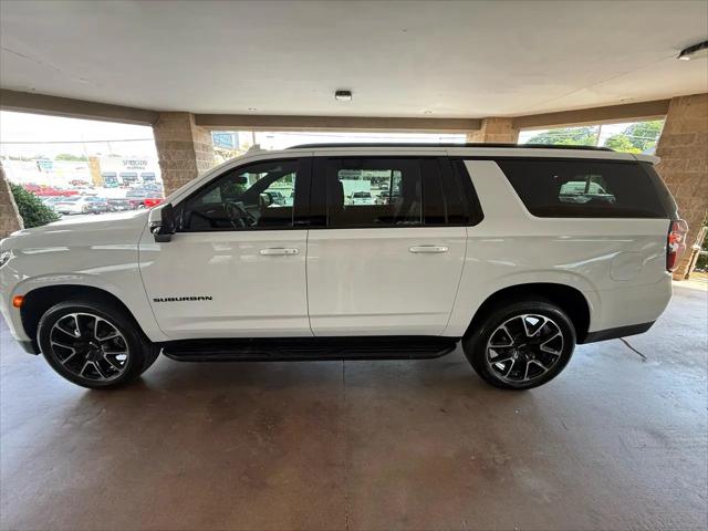 2024 Chevrolet Suburban 4WD RST