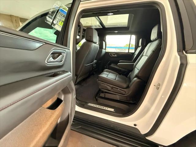 2024 Chevrolet Suburban 4WD RST