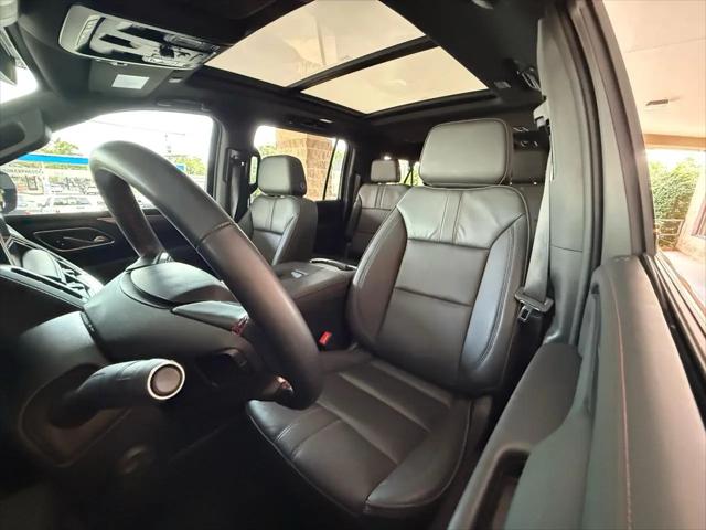 2024 Chevrolet Suburban 4WD RST