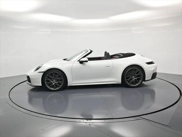 2025 Porsche 911 Carrera Cabriolet