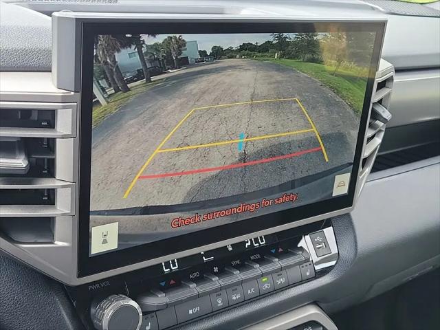 2026 Toyota Tundra SR5 CrewMax 5.5' Bed