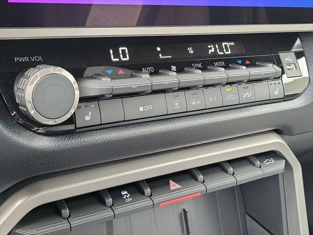 2026 Toyota Tundra SR5 CrewMax 5.5' Bed