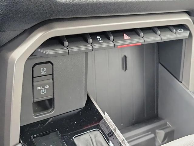 2026 Toyota Tundra SR5 CrewMax 5.5' Bed