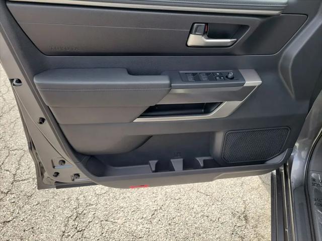 2026 Toyota Tundra SR5 CrewMax 5.5' Bed