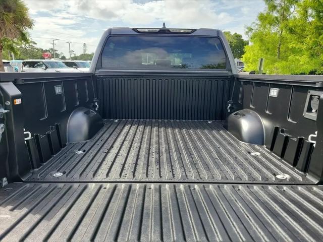2026 Toyota Tundra SR5 CrewMax 5.5' Bed