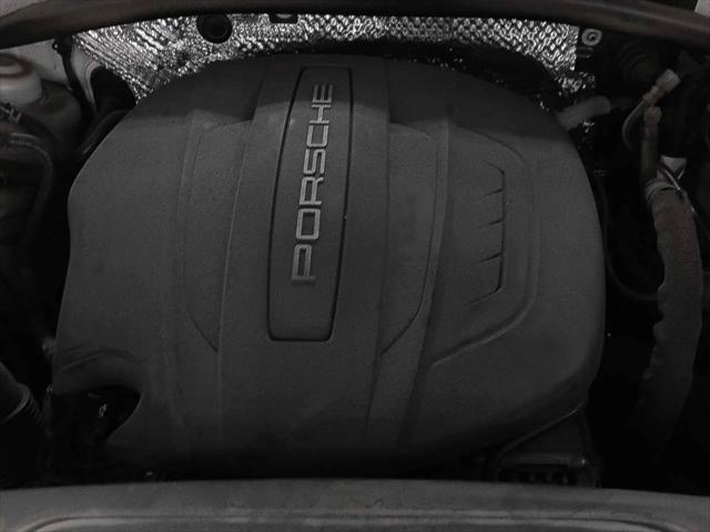 2019 Porsche Macan Macan