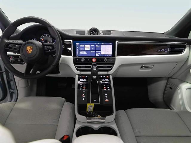 2025 Porsche Macan S