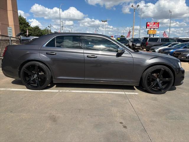2018 Chrysler 300 Touring