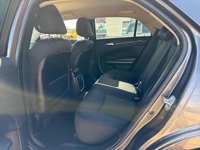 2018 Chrysler 300 Touring