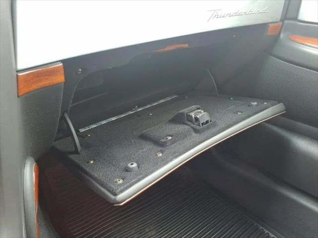 2002 Ford Thunderbird Deluxe