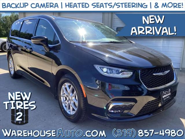 2025 Chrysler Pacifica Select for sale in Swisher, IA