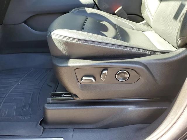 2023 GMC Yukon XL 4WD Denali