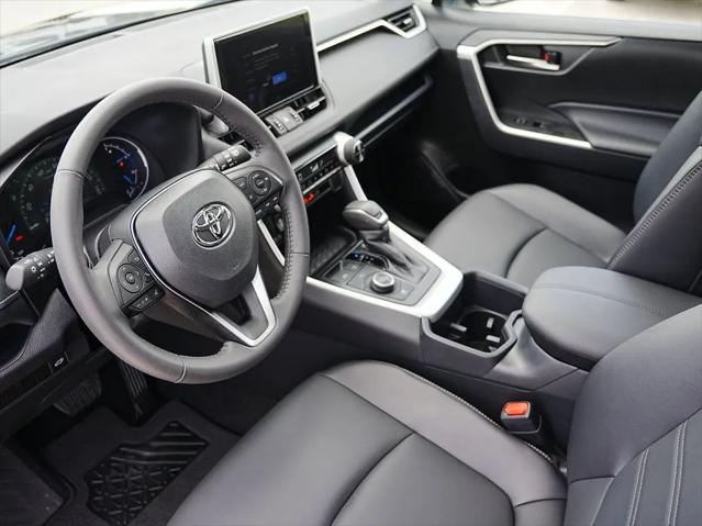 2025 Toyota RAV4 Hybrid XLE Premium