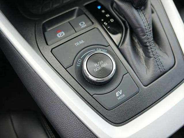2025 Toyota RAV4 Hybrid XLE Premium