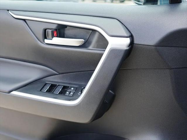 2025 Toyota RAV4 Hybrid XLE Premium