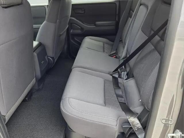 2026 Nissan Frontier Crew Cab SV 4x2