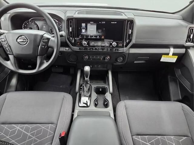 2026 Nissan Frontier Crew Cab SV 4x2