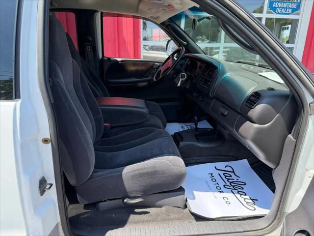 2000 Dodge Dakota Sport