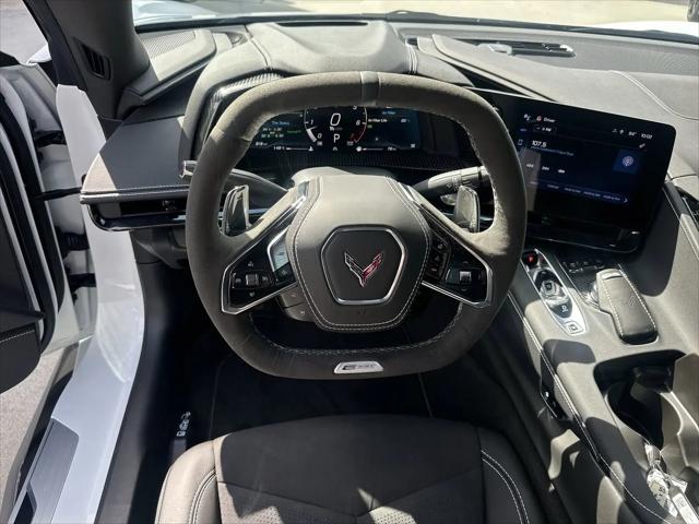 2025 Chevrolet Corvette E-Ray RWD Convertible 2LZ