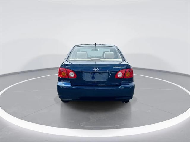 2004 Toyota Corolla LE
